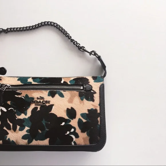 Coach Nolita Wristlet 24 - Picture 2 of 8